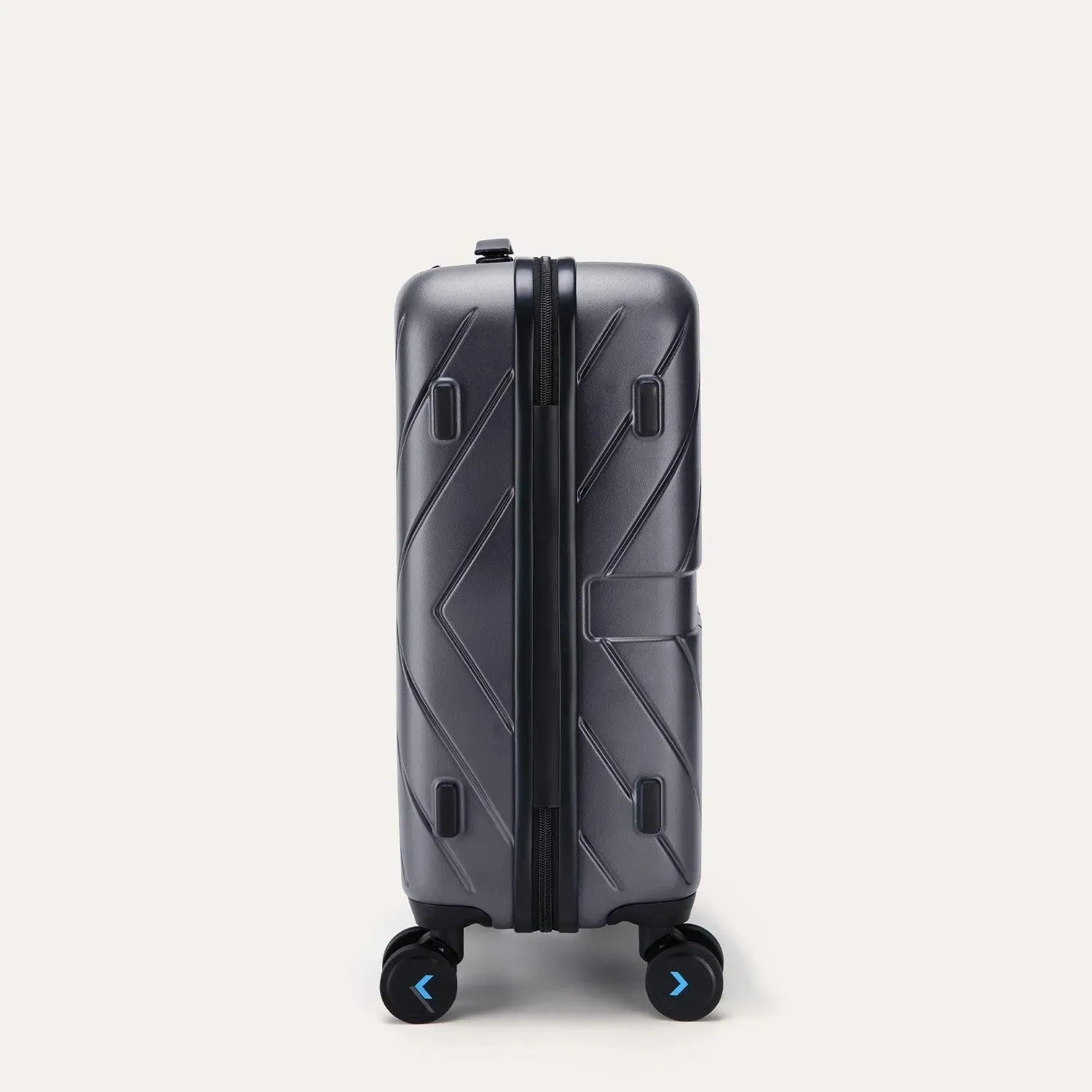Daren 20 Inch Lightweight Hardside Carry-On Suitcase