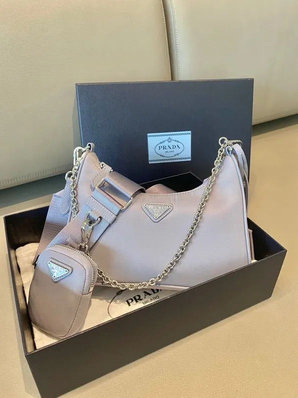 PD272 Prada Re-Edition 2005 Re-Nylon bag / 7.1x8.6x2.3inch
