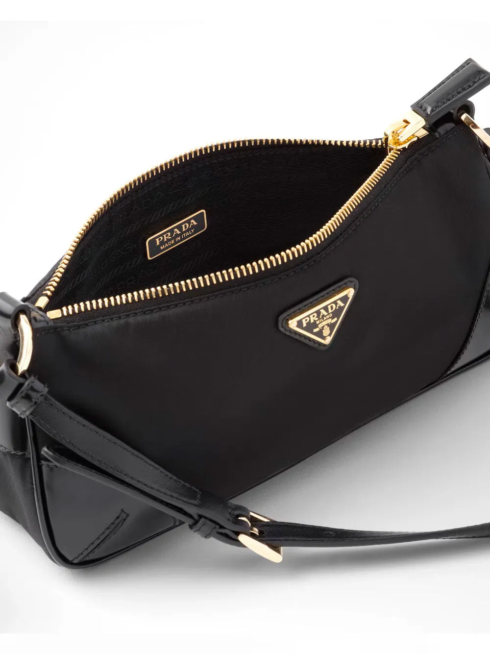 Re-Edition 2002 bag