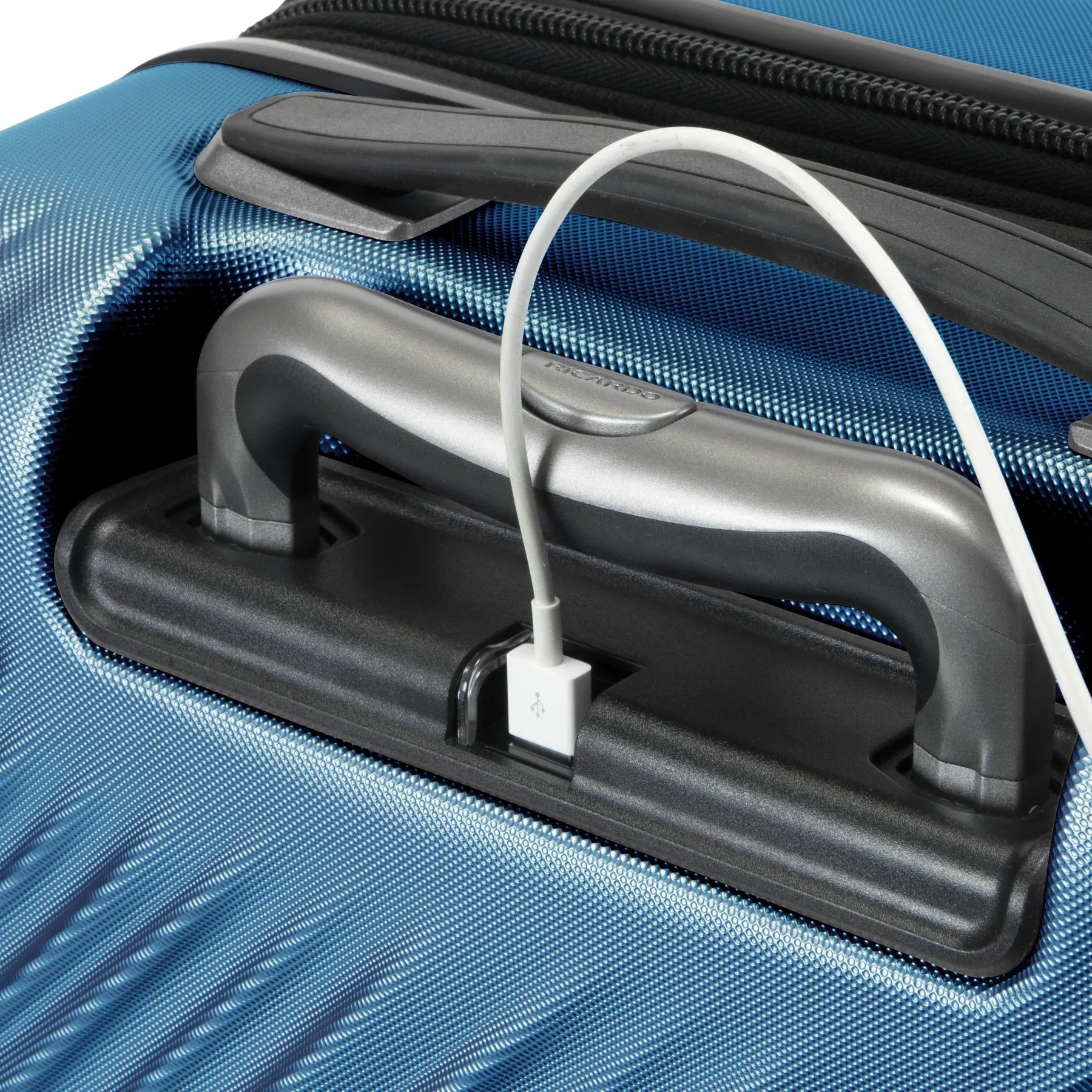 Ricardo Beverly Hills Mojave Carry-On Spinner Luggage w/USB port