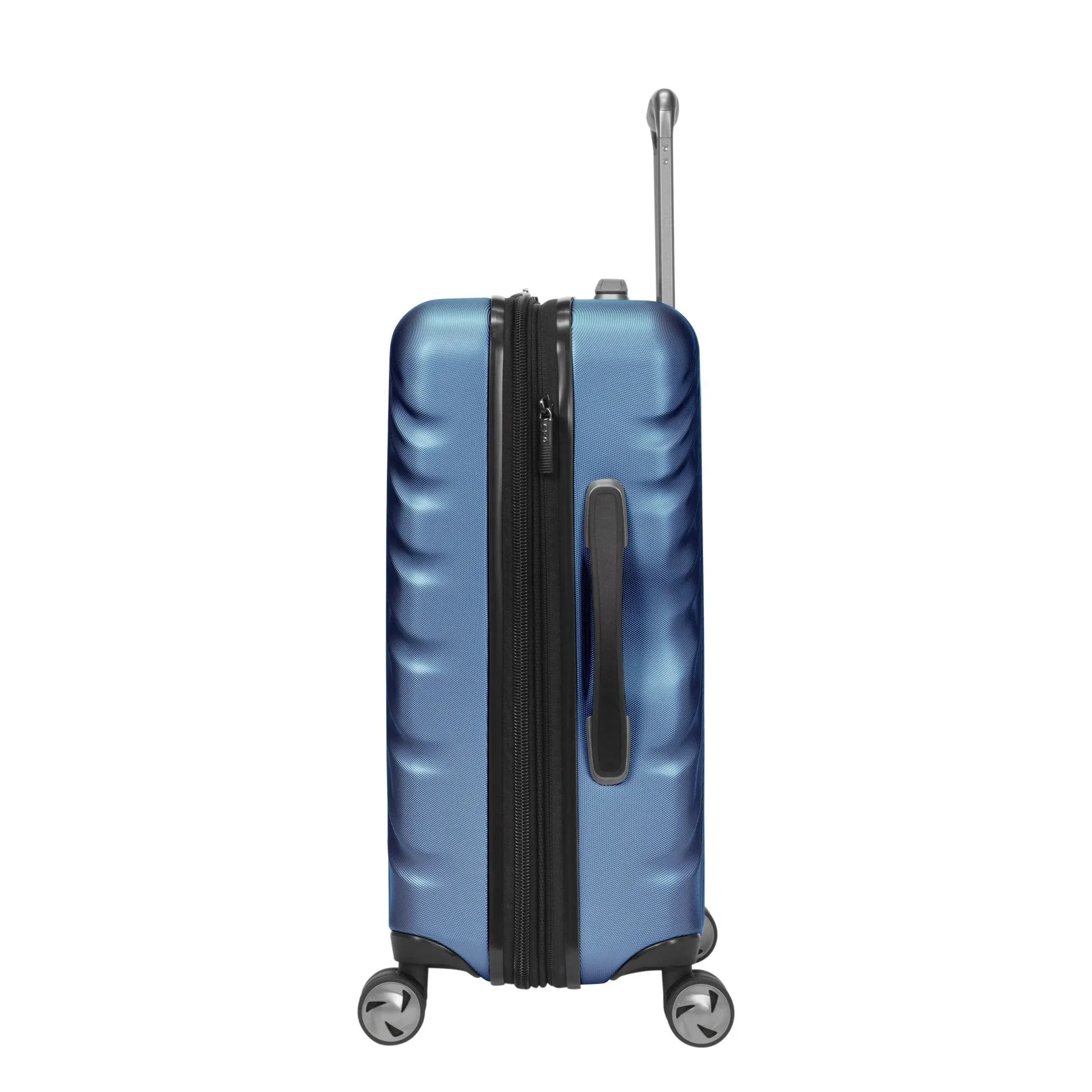 Ricardo Beverly Hills Mojave Carry-On Spinner Luggage w/USB port